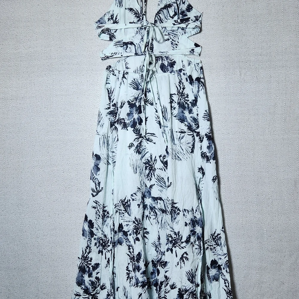 Free People Strappy Cutout Sun Dress Elegant Floral Halter Size Large - Picture 4 of 15